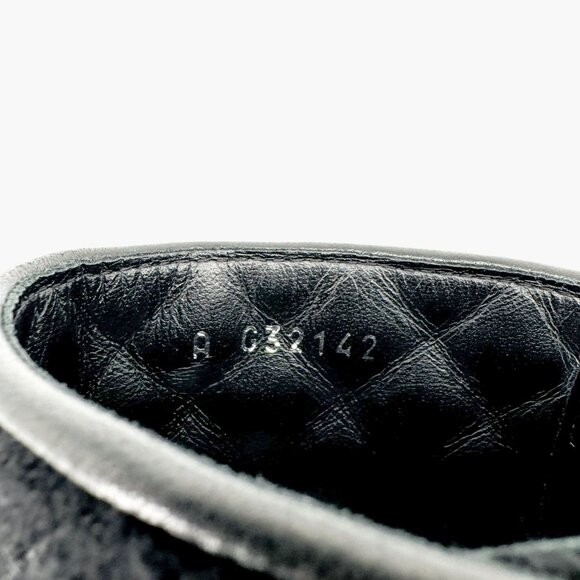 Chanel Tweed Combat Boots EU 37 US 6-6.5 Black CC Chain Quilted Lace Up Ankle - Picture 10 of 11